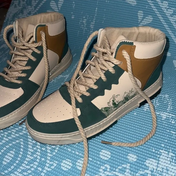 Men’s Cream and Green Sneaker Skate Shoes - Picture 4 of 8